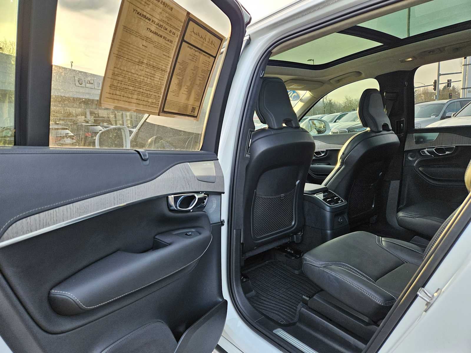 2025 Volvo XC90 Plug-In Hybrid Ultra