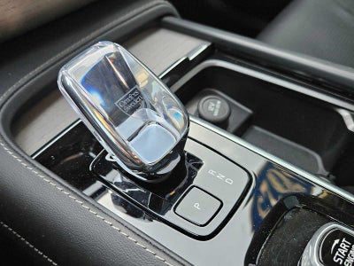 2025 Volvo XC90 Plug-In Hybrid Ultra