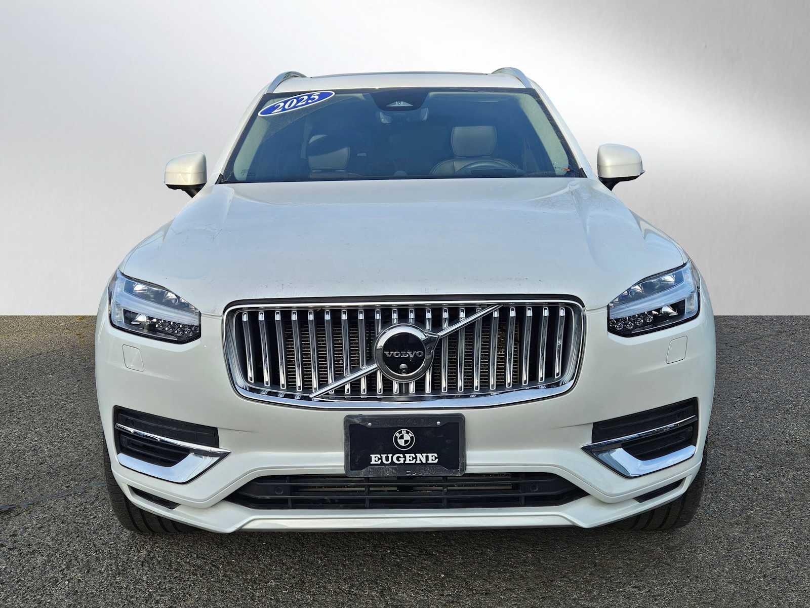 2025 Volvo XC90 Plug-In Hybrid Ultra