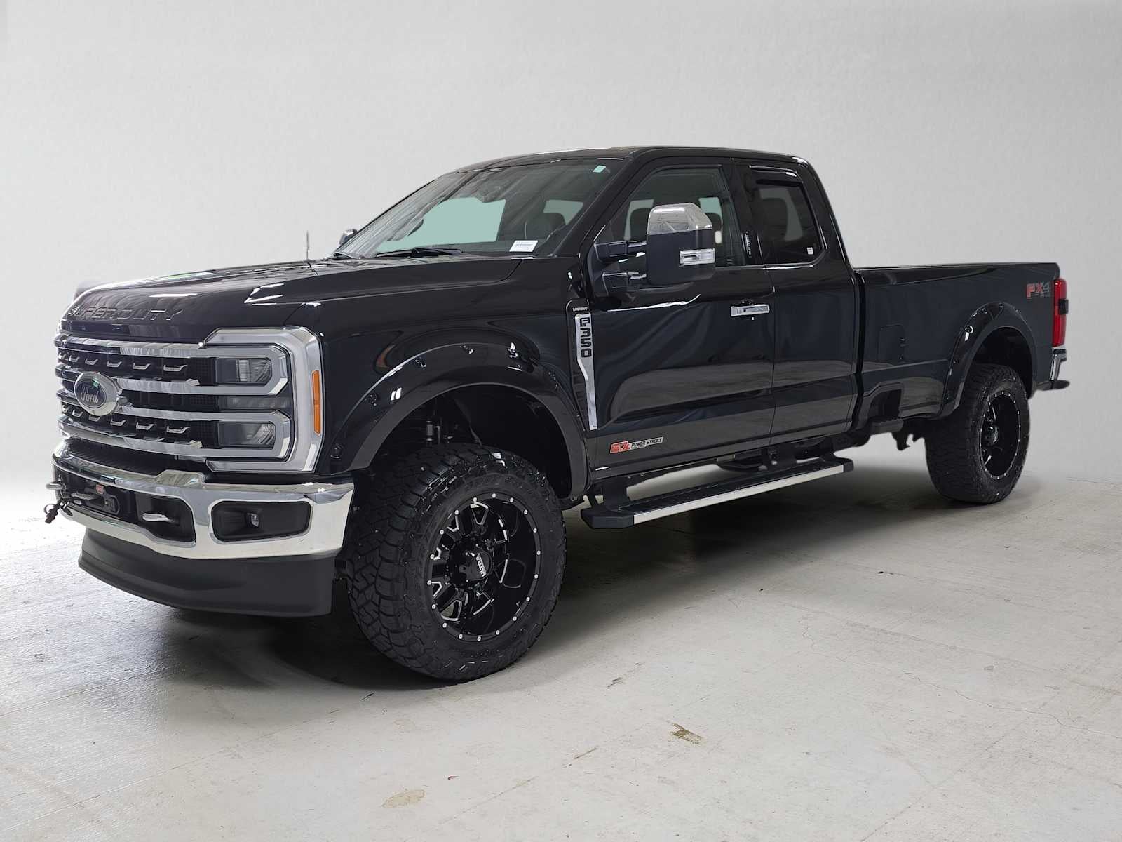 2023 Ford Super Duty F-350 SRW Pickup LARIAT