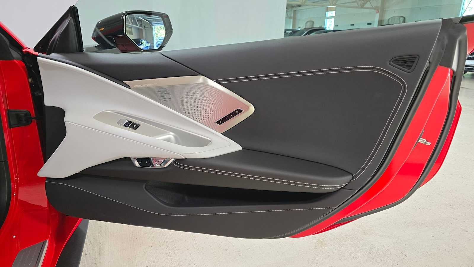 2023 Chevrolet Corvette 2LT