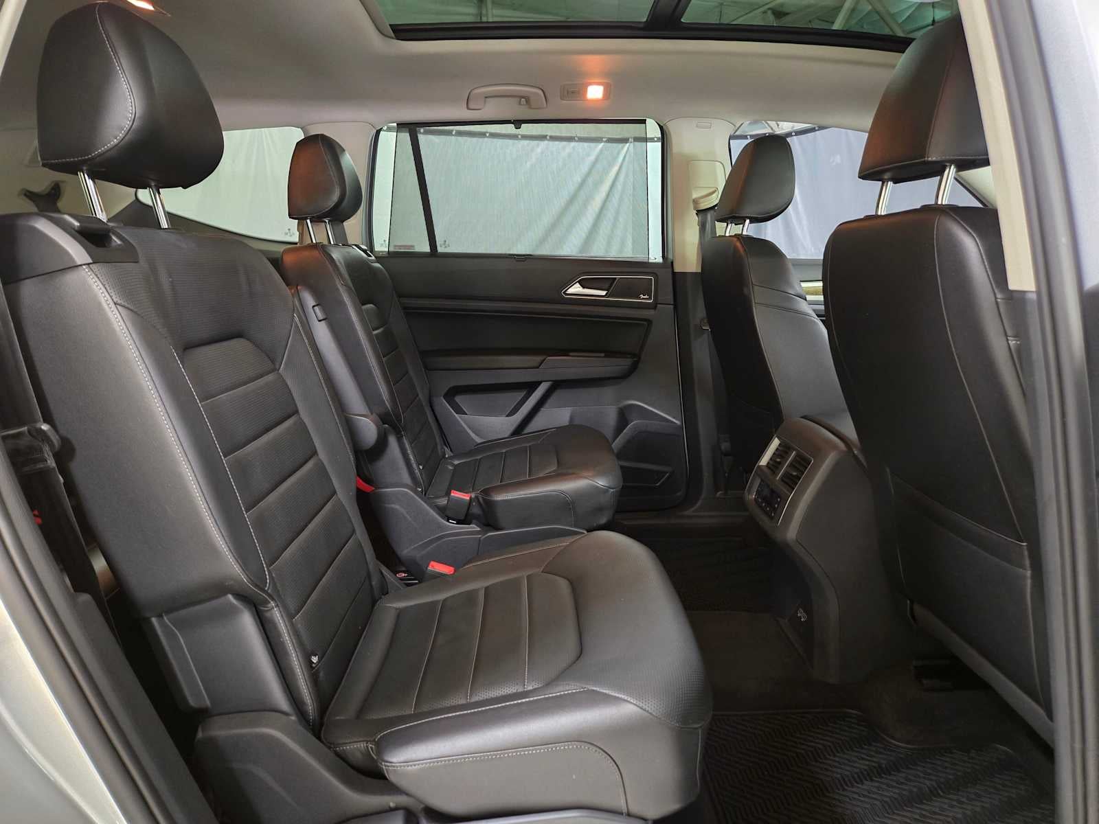 2018 Volkswagen Atlas 3.6L V6 SEL Premium