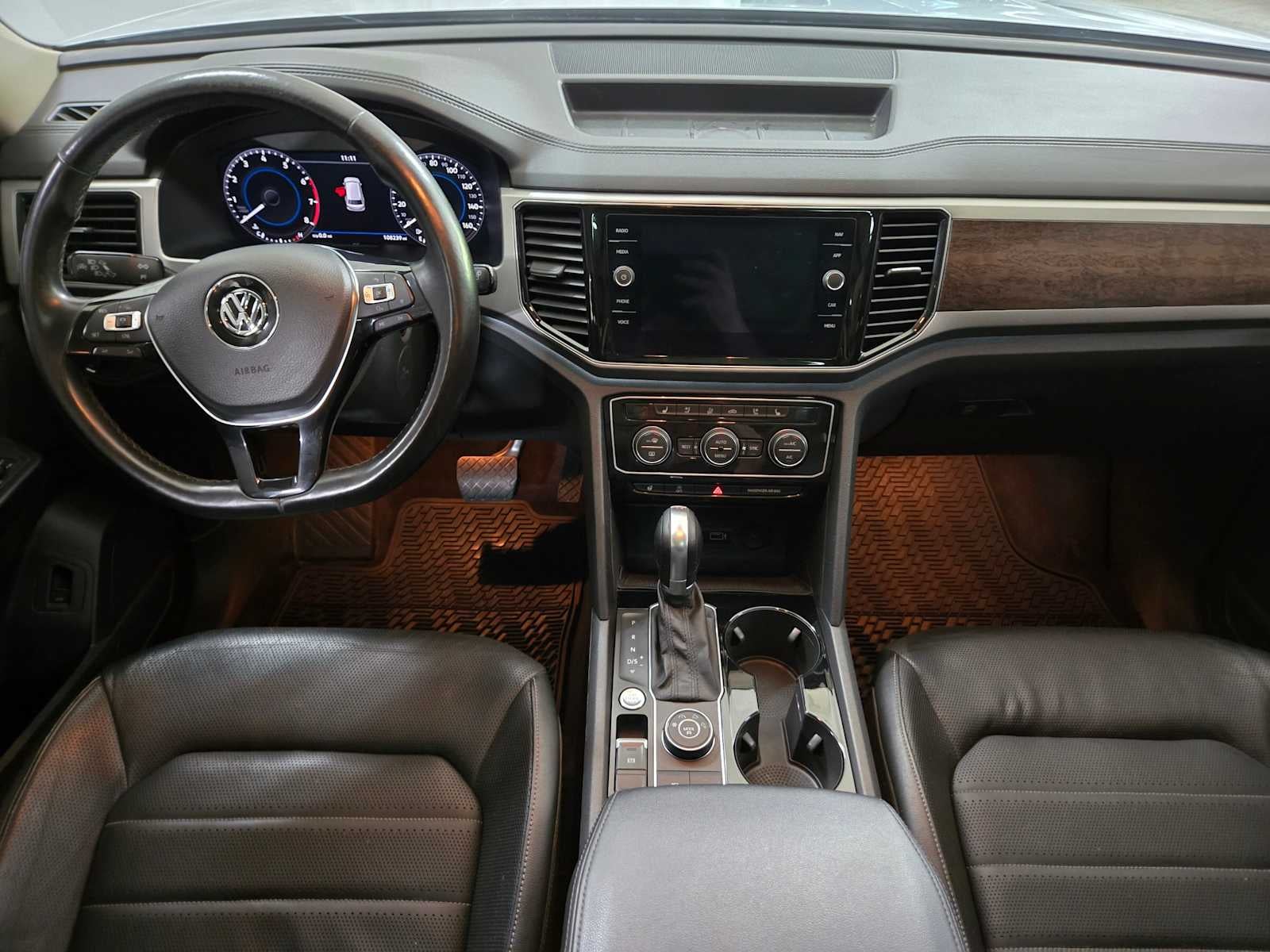 2018 Volkswagen Atlas 3.6L V6 SEL Premium
