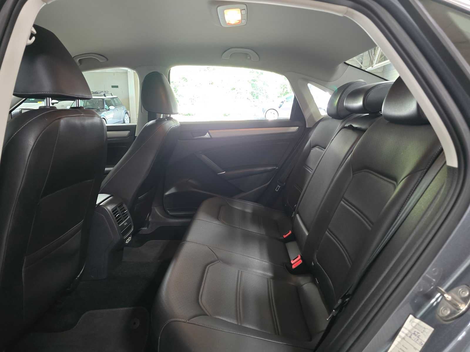 2020 Volkswagen Passat 2.0T SE