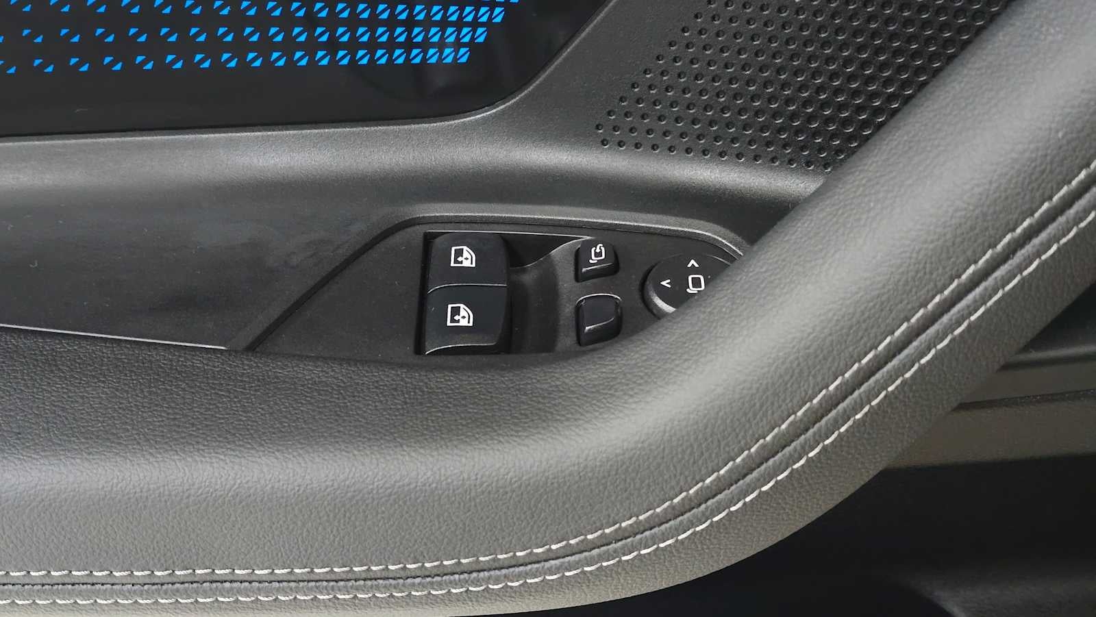 2025 BMW 2 Series M240i xDrive