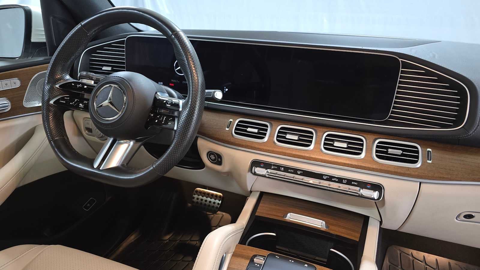 2024 Mercedes-Benz GLS 450 4MATIC® SUV