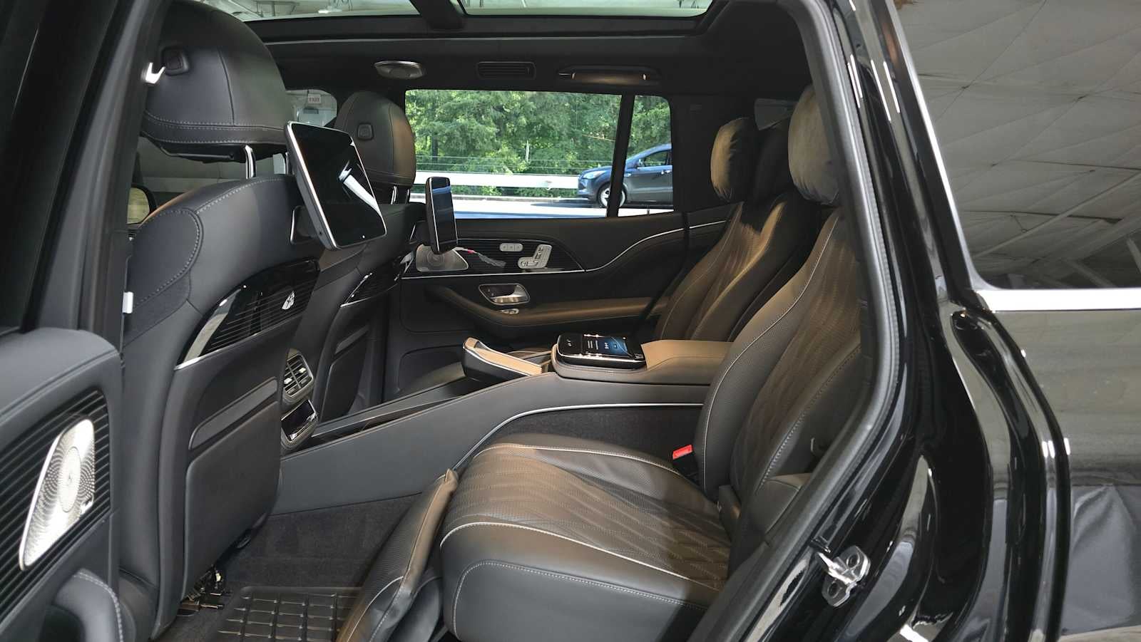 2025 Mercedes-Benz Maybach GLS 600 4MATIC® SUV