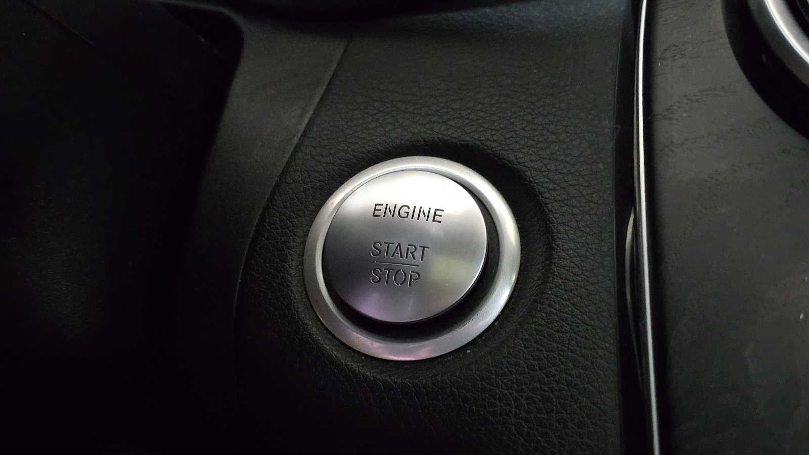 2018 Mercedes-Benz C 300 Sedan