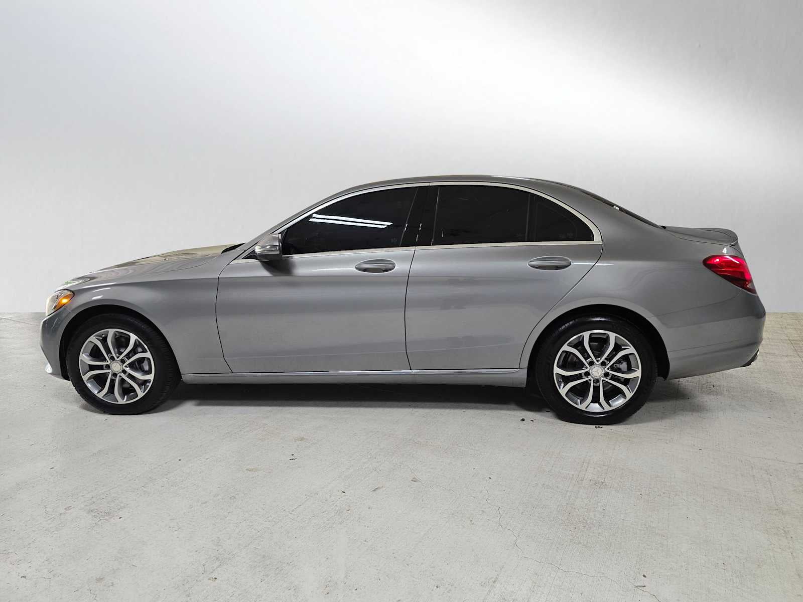 2016 Mercedes-Benz C 300 4dr Sdn 4MATIC®