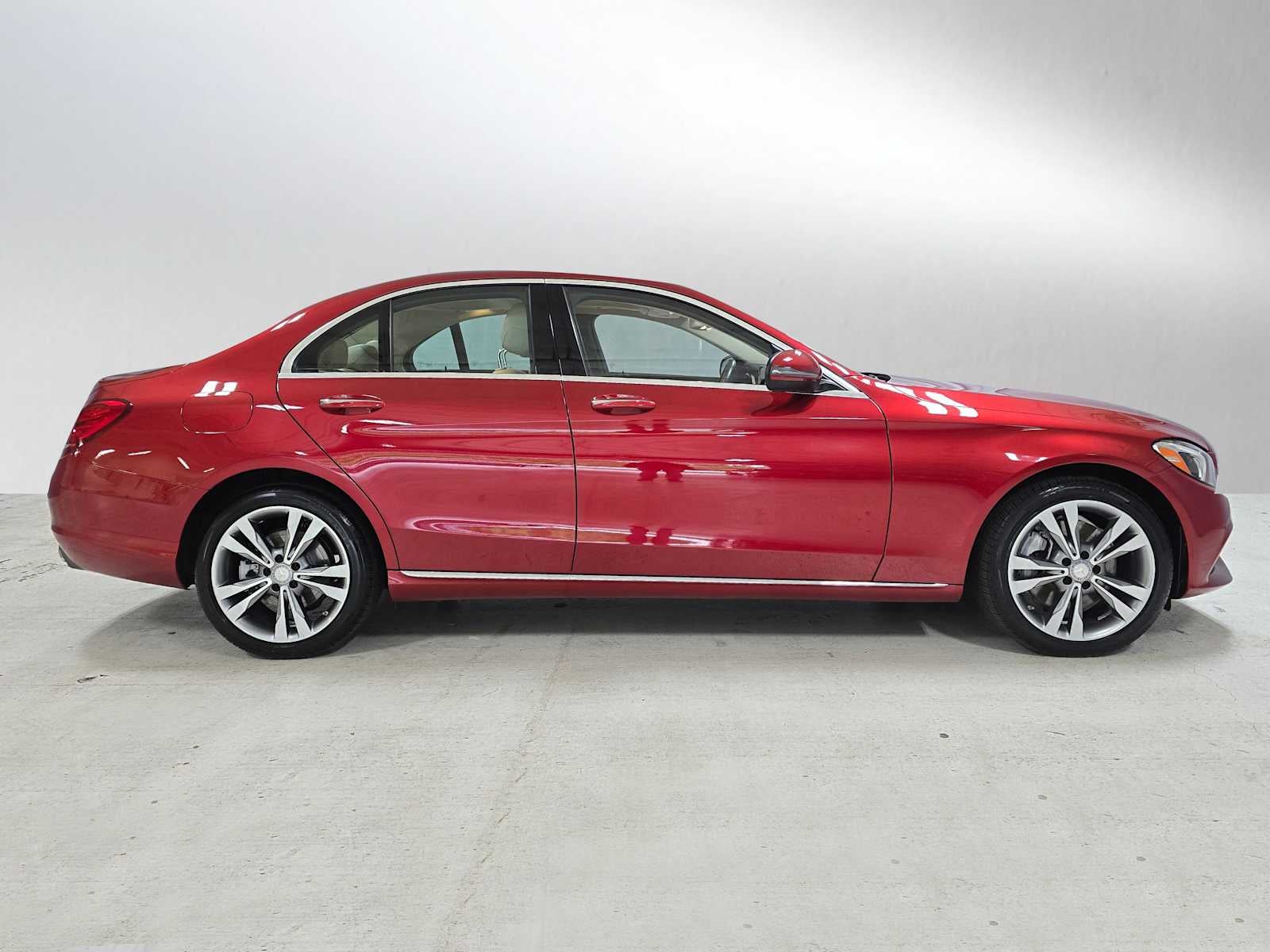 2016 Mercedes-Benz C 300 4dr Sdn 4MATIC®