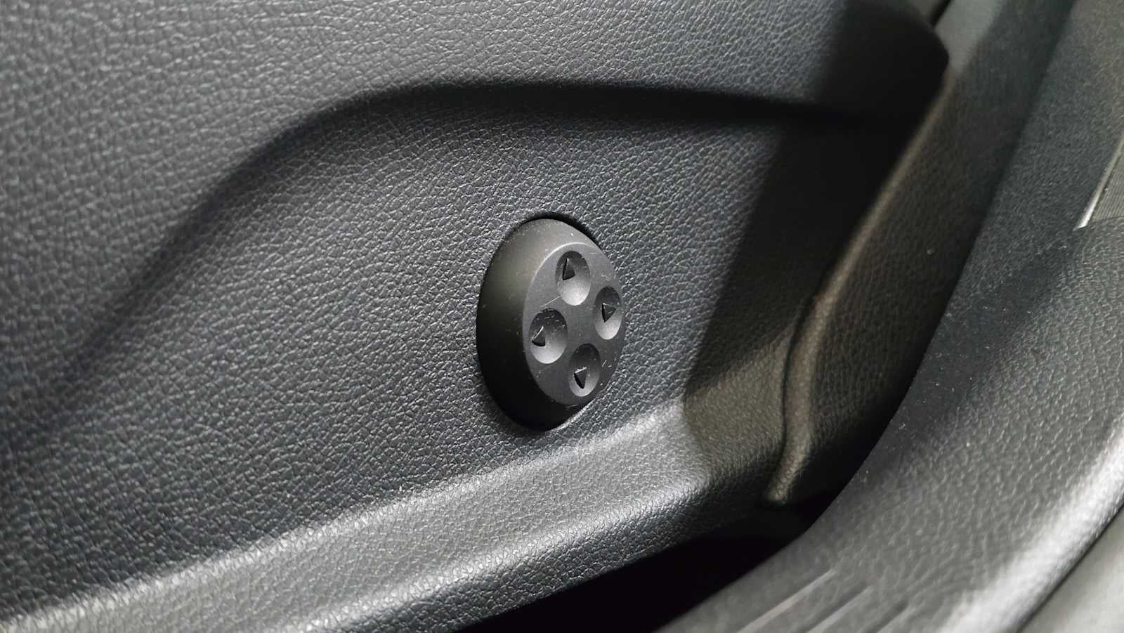 2016 Mercedes-Benz C-Class C 300 Luxury