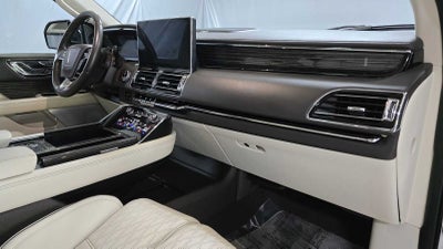 2023 Lincoln Navigator Black Label