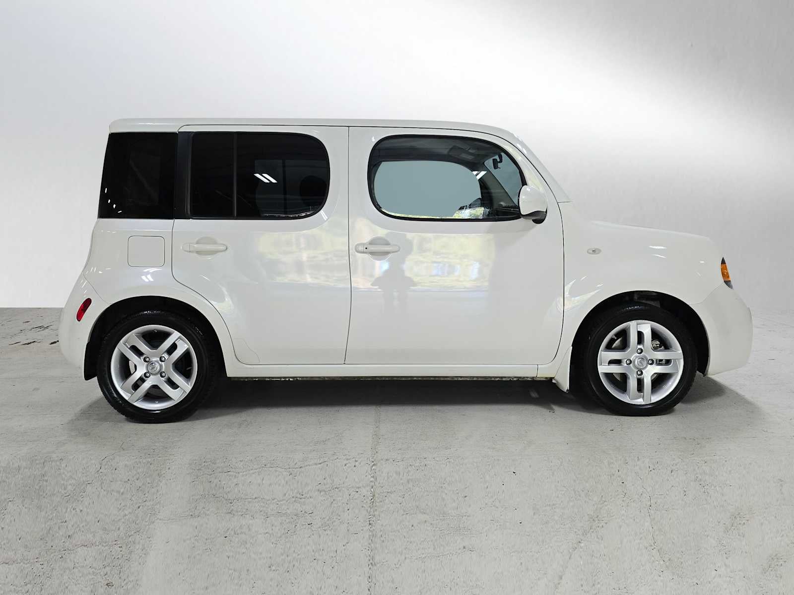 2013 Nissan cube SL