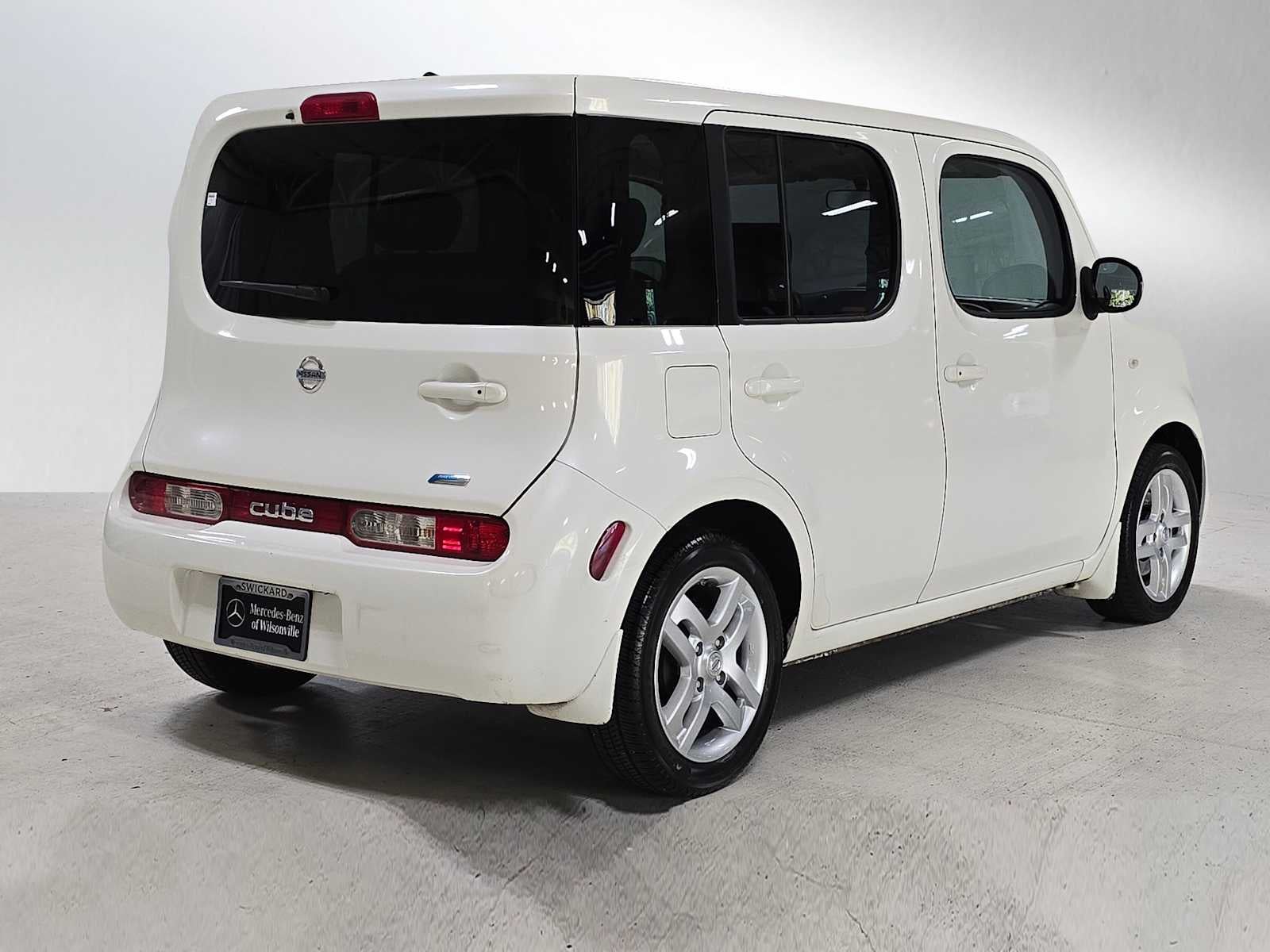 2013 Nissan cube SL