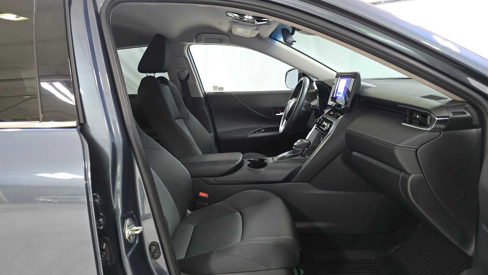 2023 Toyota Venza LE