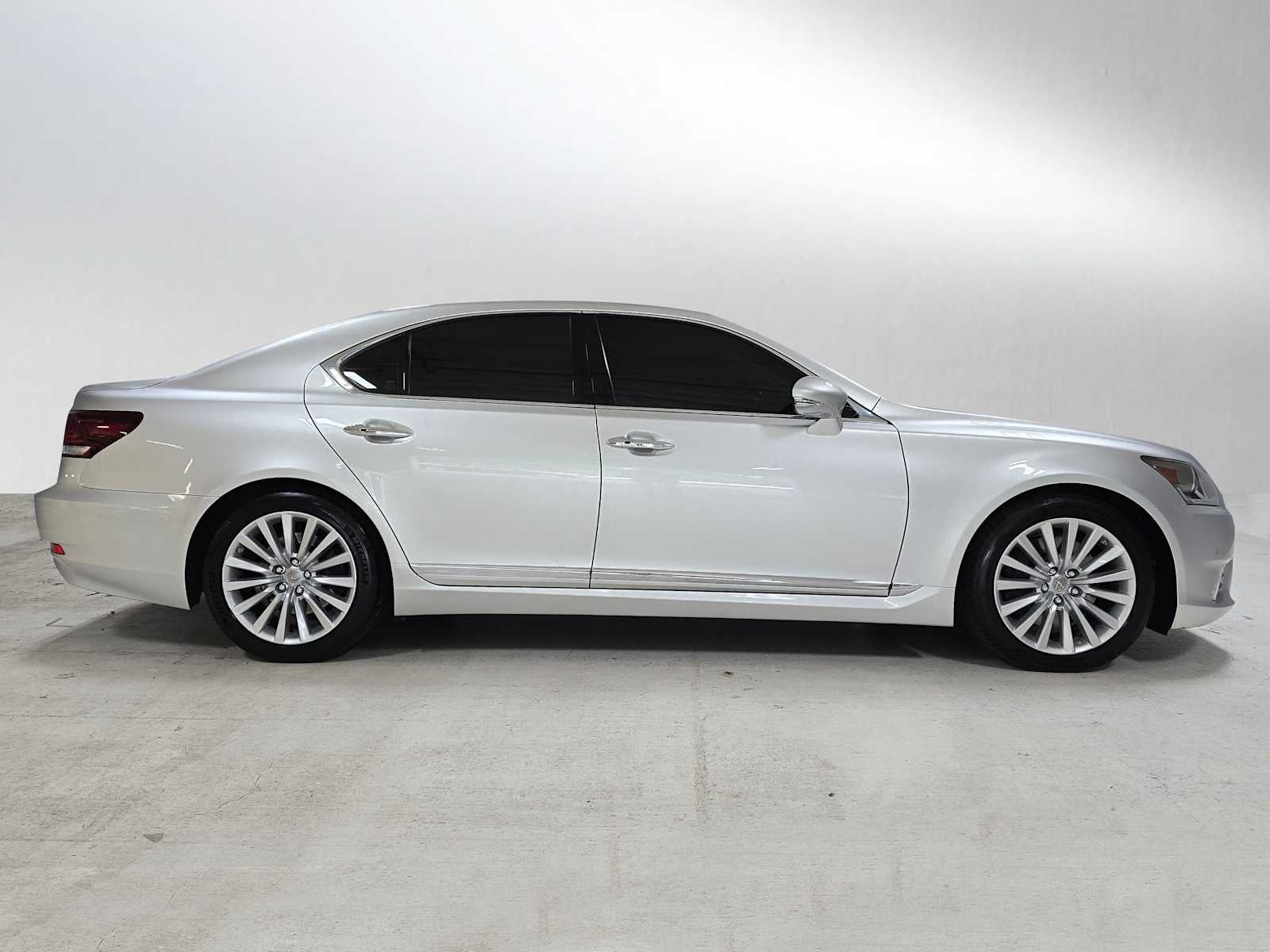 2013 Lexus LS 460 4dr Sdn AWD
