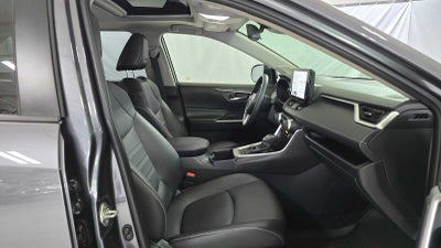2025 Toyota RAV4 Hybrid XLE Premium
