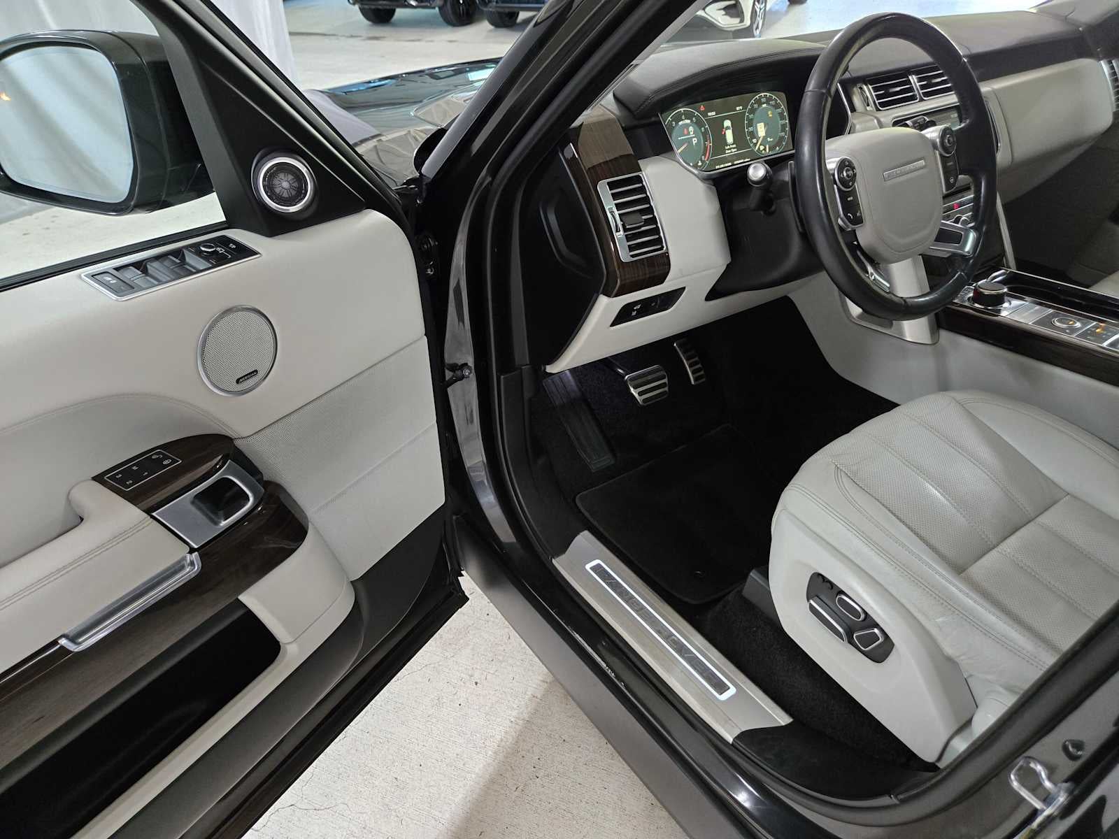 2014 Land Rover Range Rover Supercharged