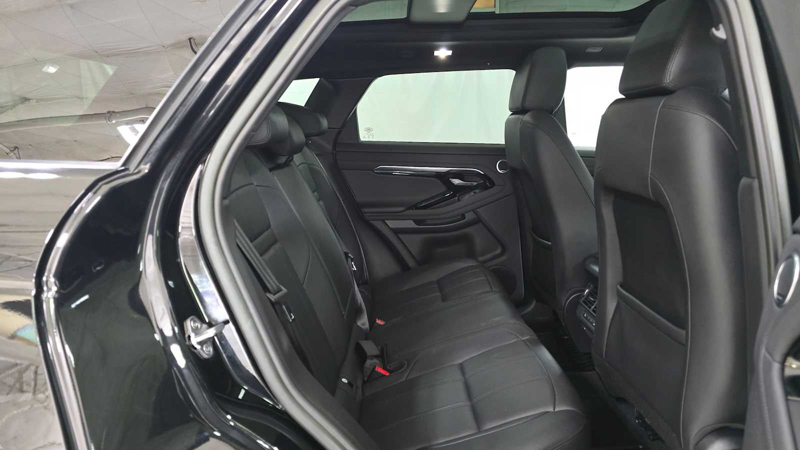 2023 Land Rover Range Rover Evoque R-Dynamic SE