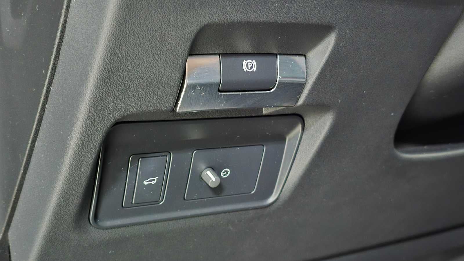 2023 Land Rover Range Rover Evoque R-Dynamic SE
