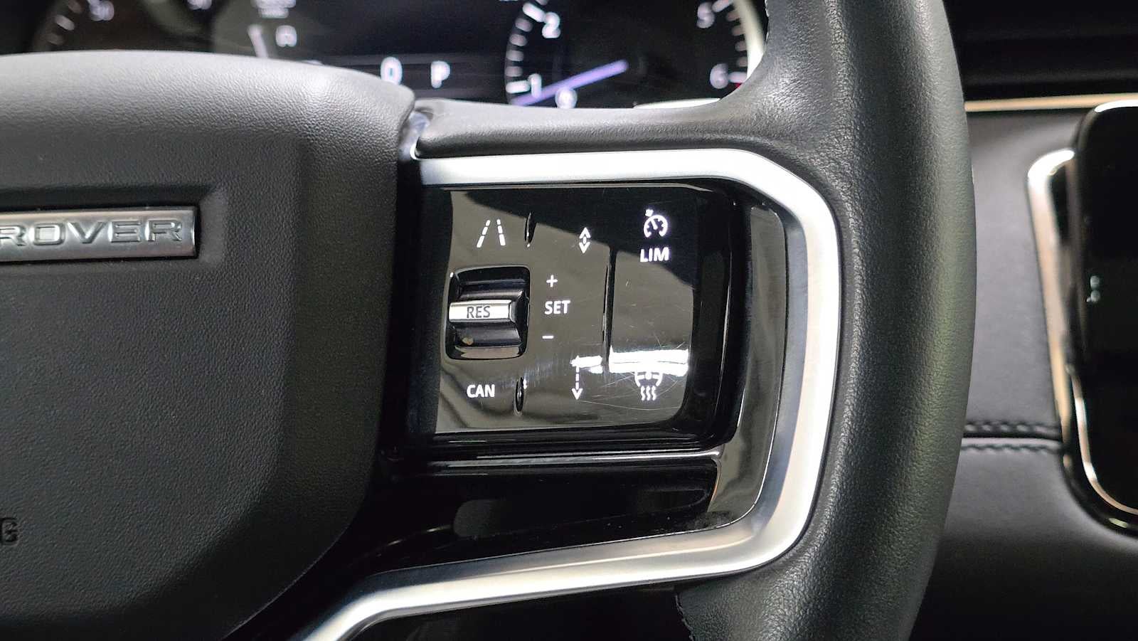 2023 Land Rover Range Rover Evoque R-Dynamic SE