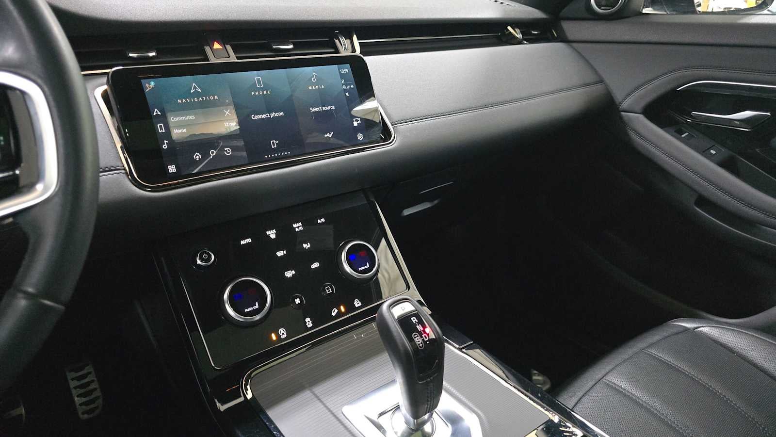 2023 Land Rover Range Rover Evoque R-Dynamic SE