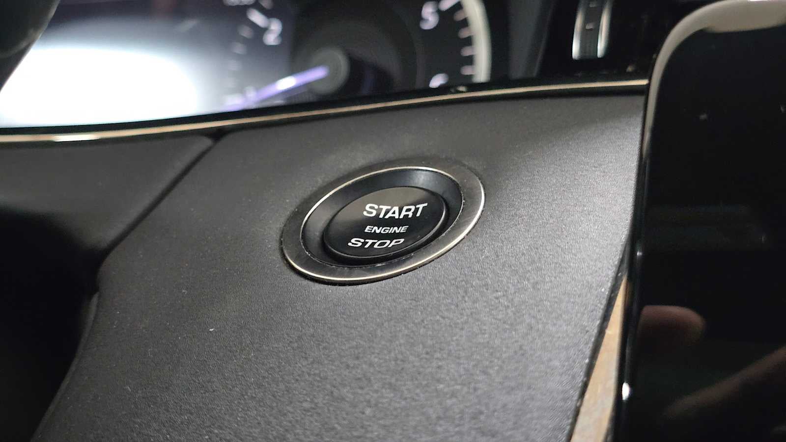 2023 Land Rover Range Rover Evoque R-Dynamic SE