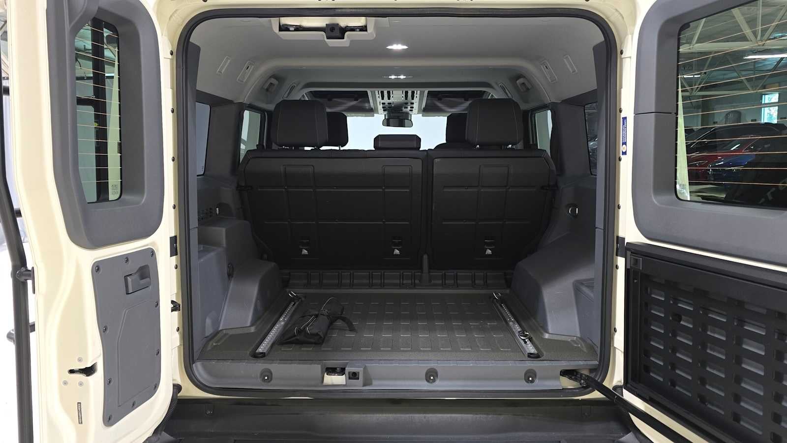 2024 INEOS Grenadier Station Wagon 4x4