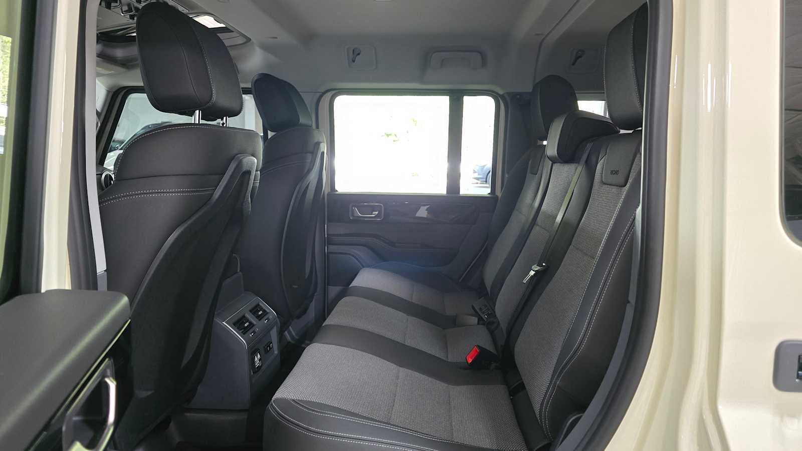 2024 INEOS Grenadier Station Wagon 4x4