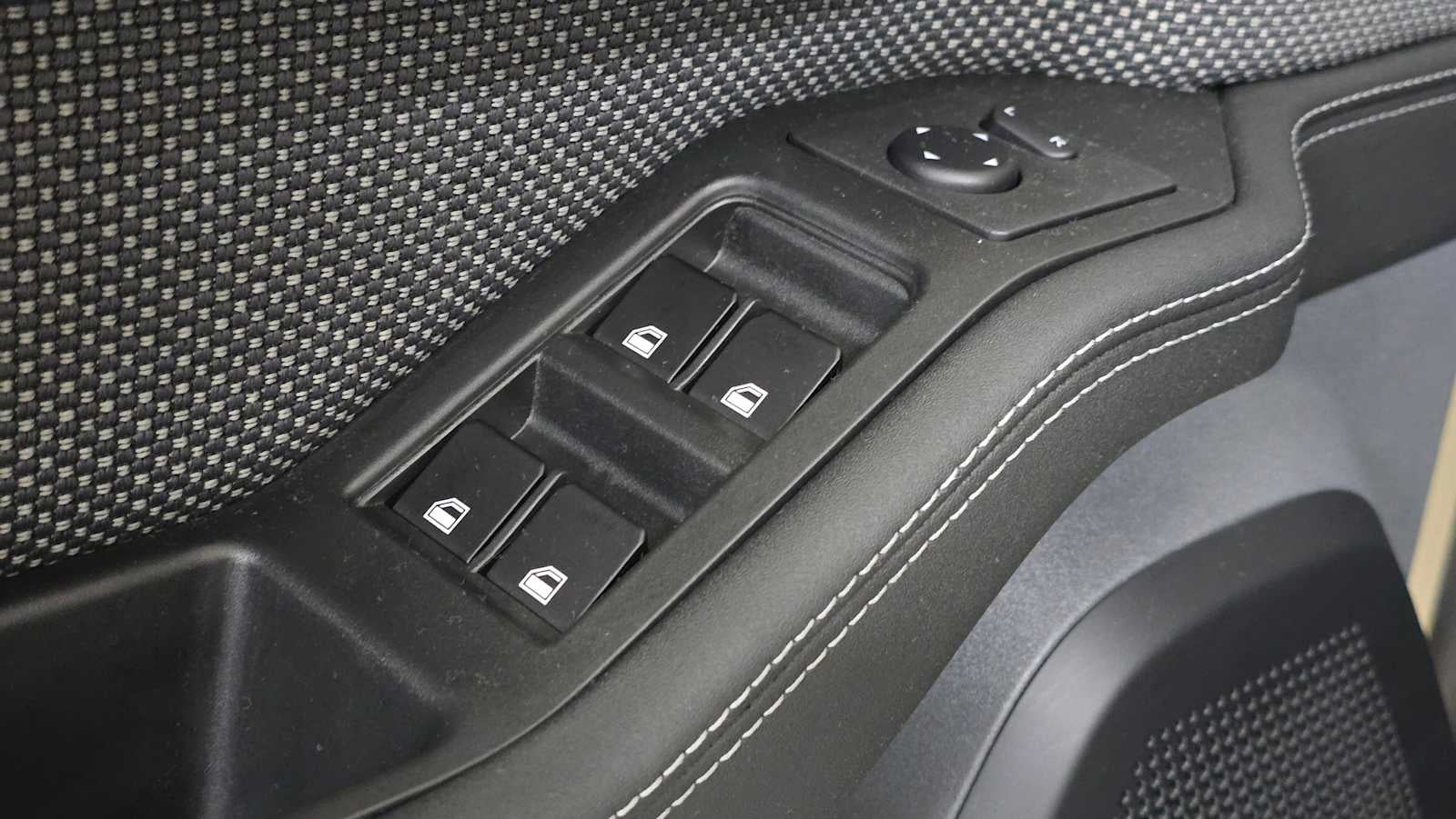 2024 INEOS Grenadier Station Wagon 4x4