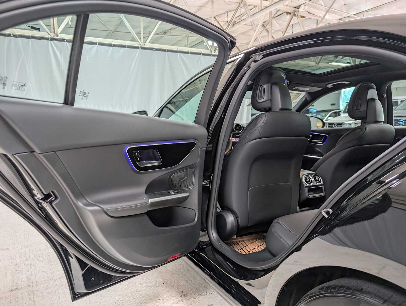 2025 Mercedes-Benz C 300 4MATIC® Sedan