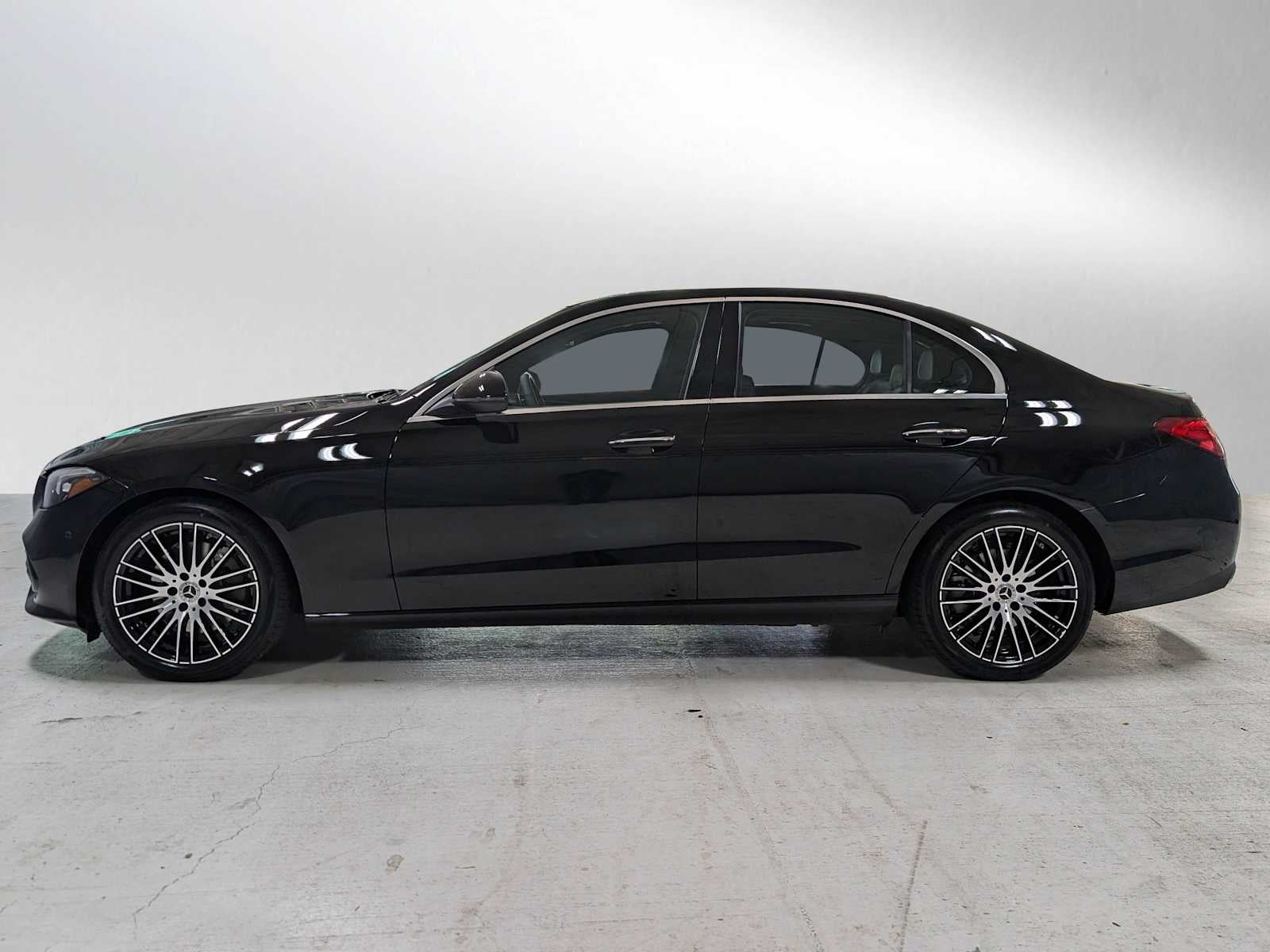 2025 Mercedes-Benz C 300 4MATIC® Sedan