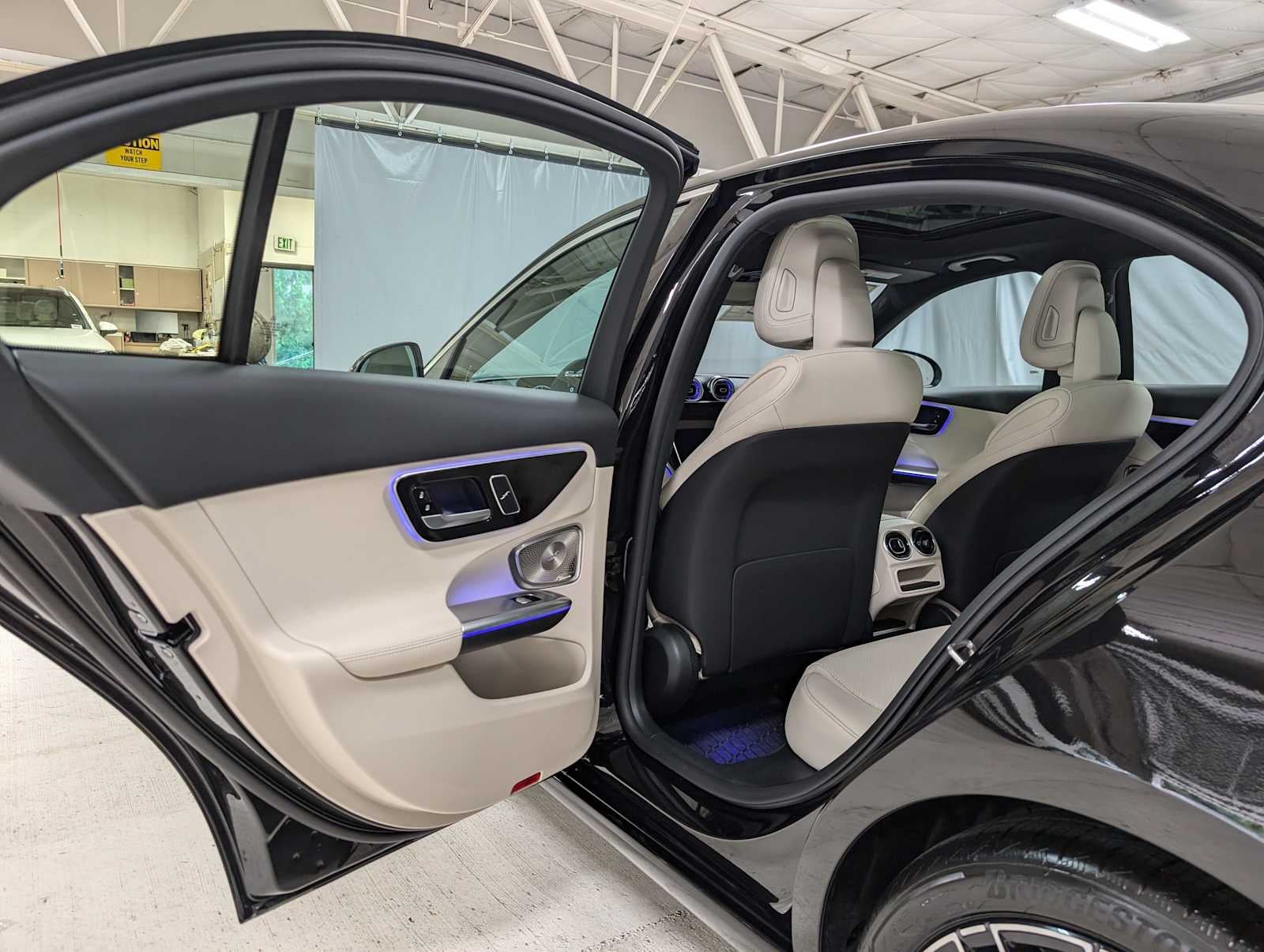 2025 Mercedes-Benz C 300 4MATIC® Sedan