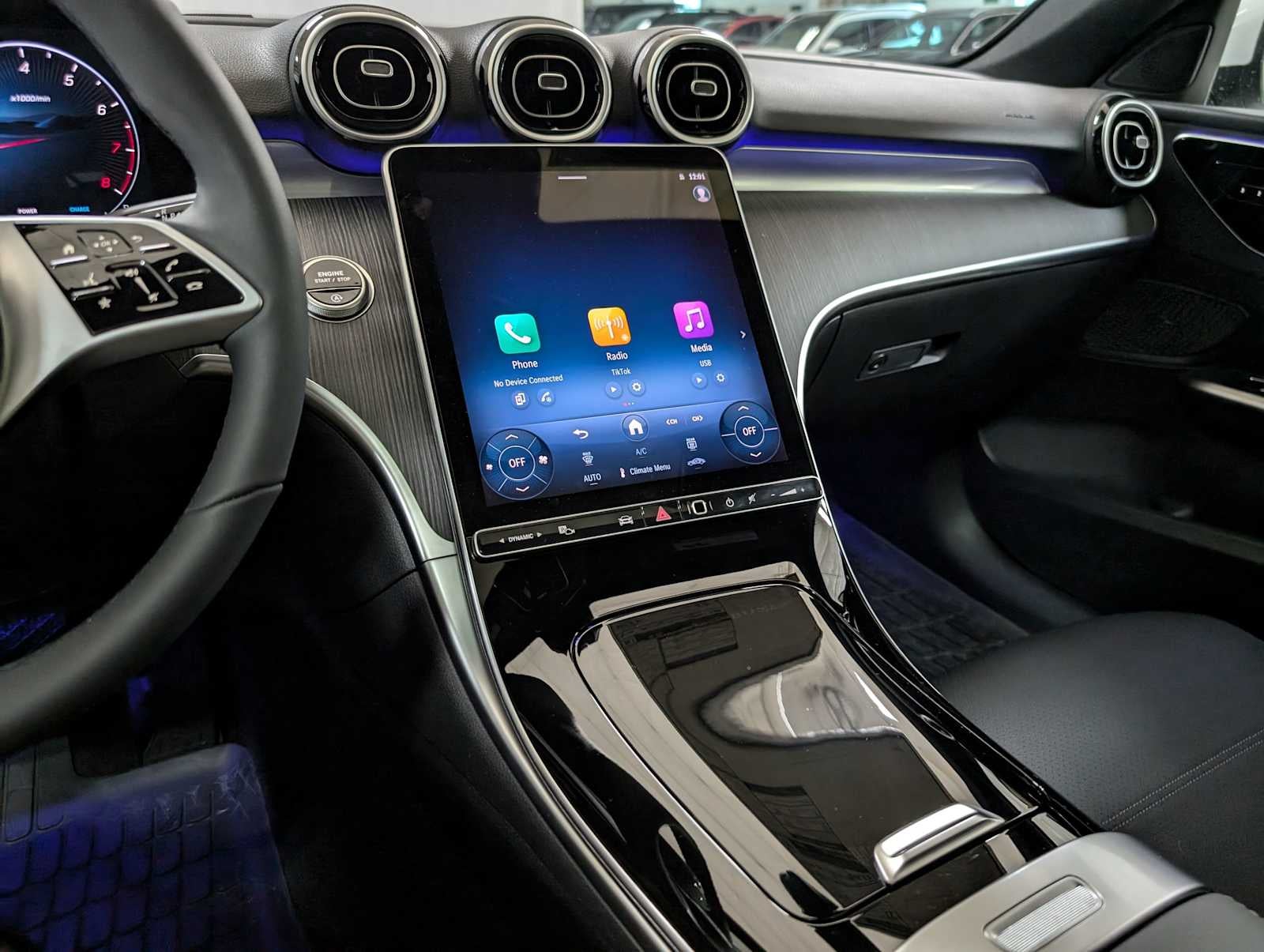 2025 Mercedes-Benz C 300 4MATIC® Sedan