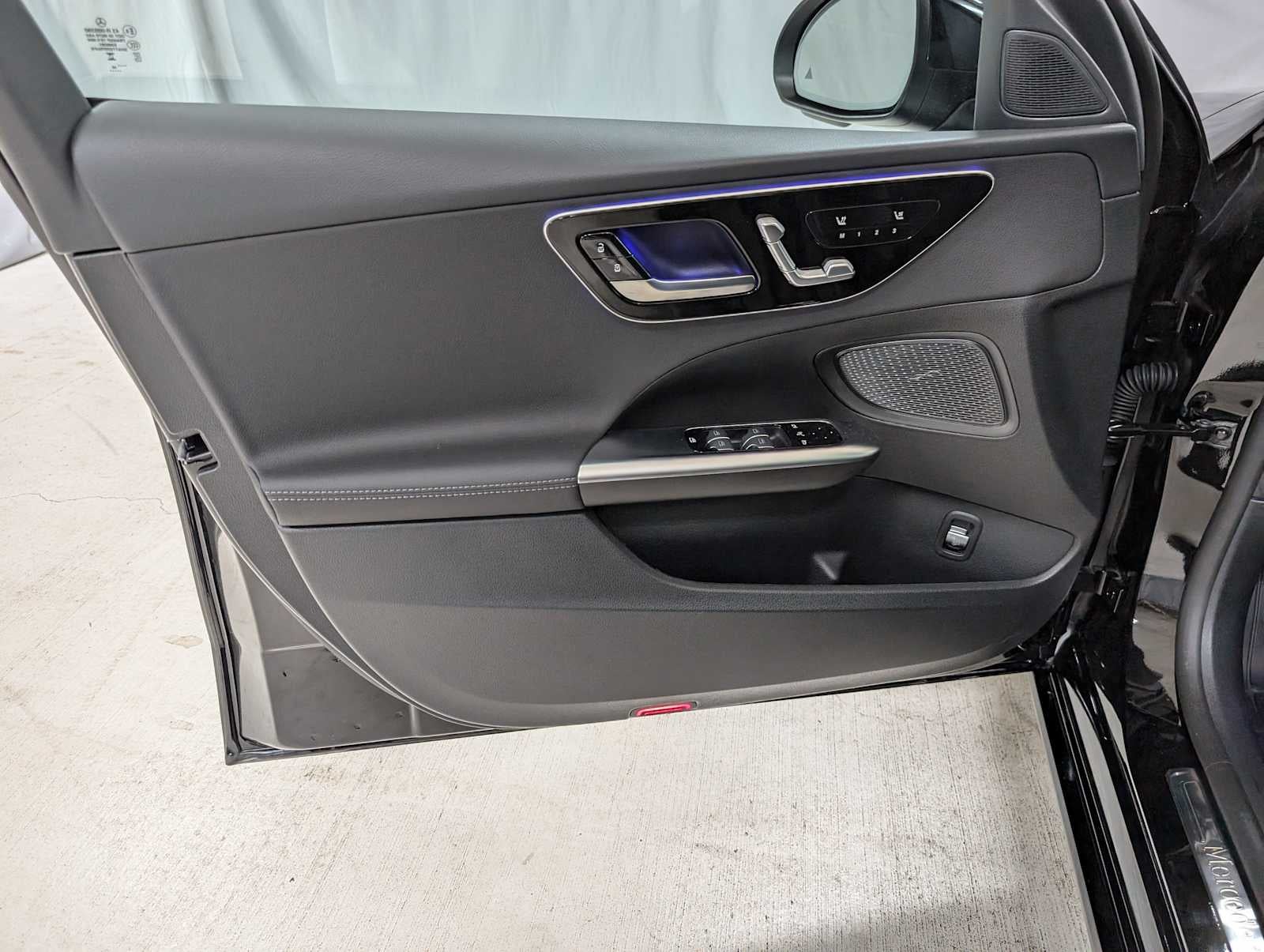 2025 Mercedes-Benz C 300 4MATIC® Sedan