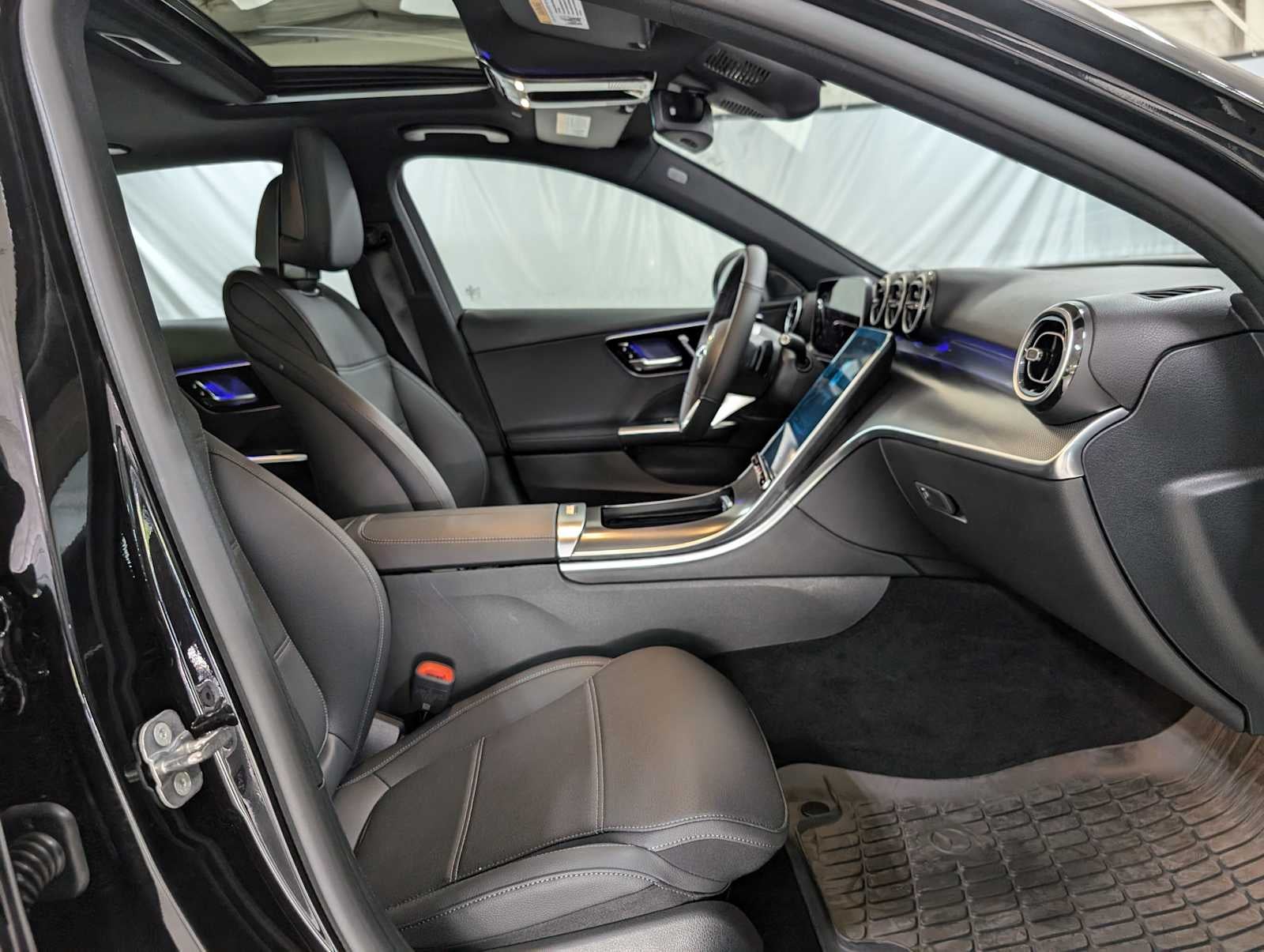 2025 Mercedes-Benz C 300 4MATIC® Sedan