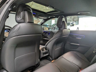2025 Mercedes-Benz C 300 4MATIC® Sedan