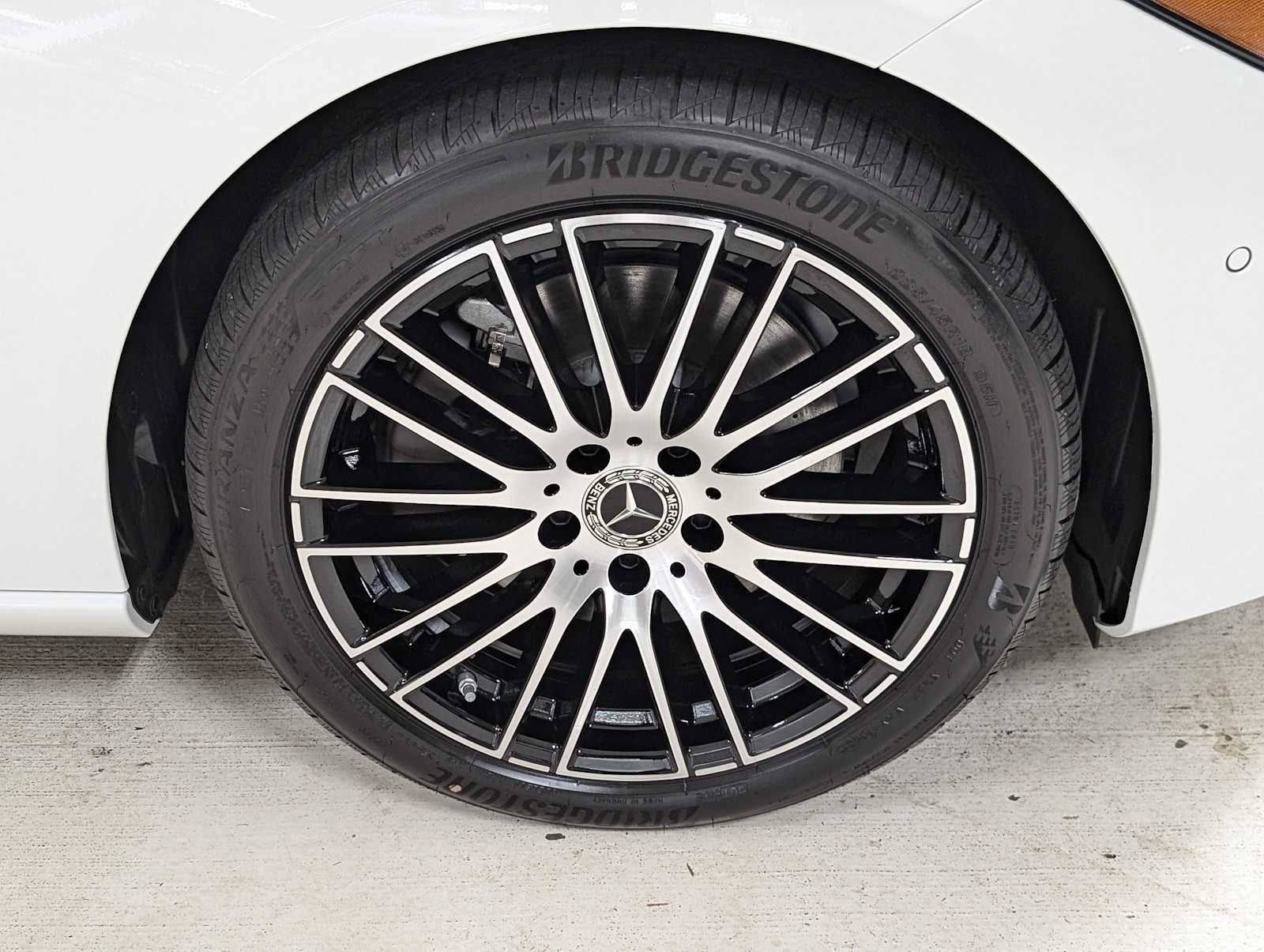 2025 Mercedes-Benz C 300 4MATIC® Sedan