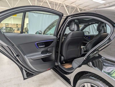 2025 Mercedes-Benz C 300 4MATIC® Sedan