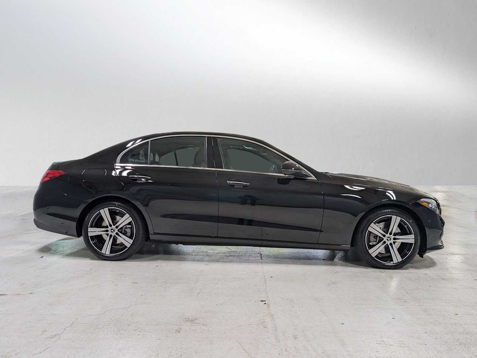 2025 Mercedes-Benz C 300 4MATIC® Sedan