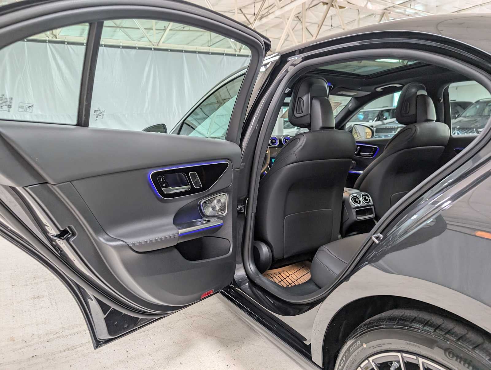 2025 Mercedes-Benz C 300 4MATIC® Sedan