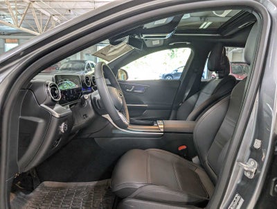 2025 Mercedes-Benz C 300 4MATIC® Sedan