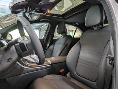 2025 Mercedes-Benz C 300 4MATIC® Sedan