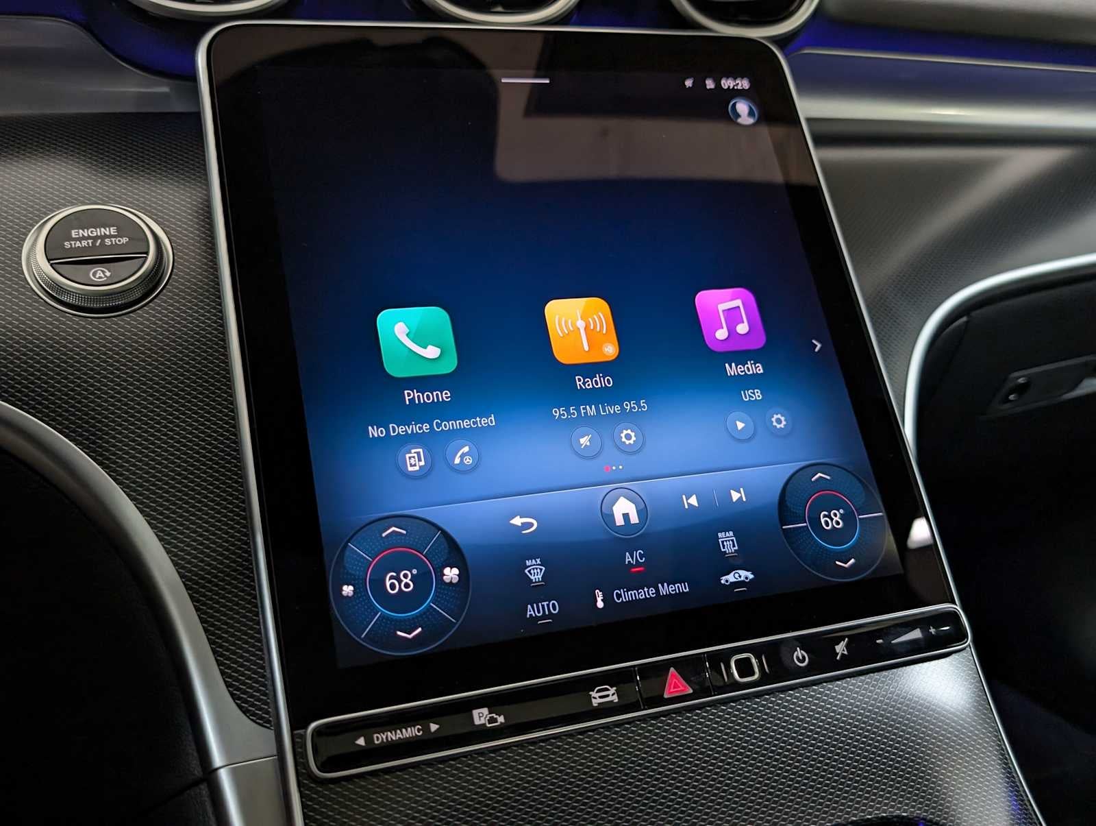 2025 Mercedes-Benz C 300 4MATIC® Sedan