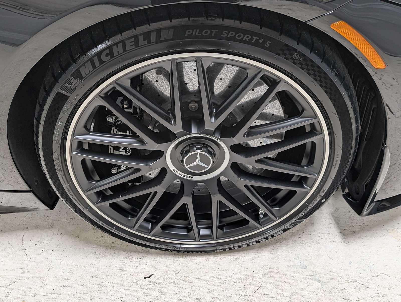 2025 Mercedes-Benz AMG® SL 63 AMG® SL 63 S E Performance