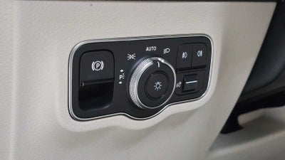 2025 Mercedes-Benz GLB GLB 250