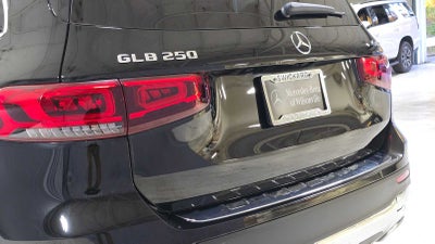 2023 Mercedes-Benz GLB 250 GLB 250