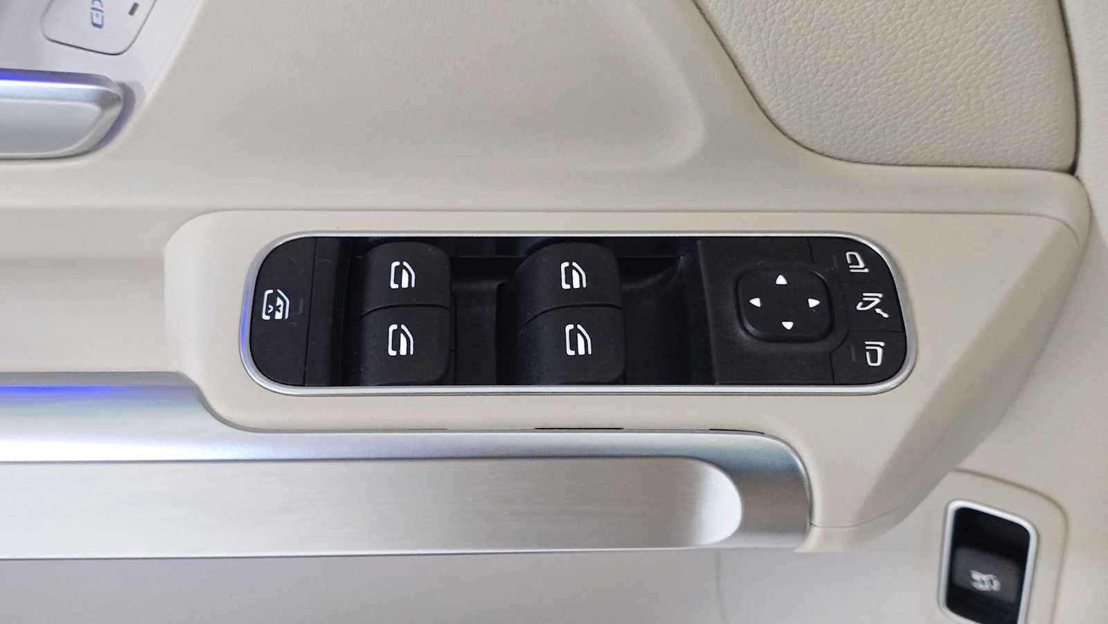 2025 Mercedes-Benz GLB GLB 250