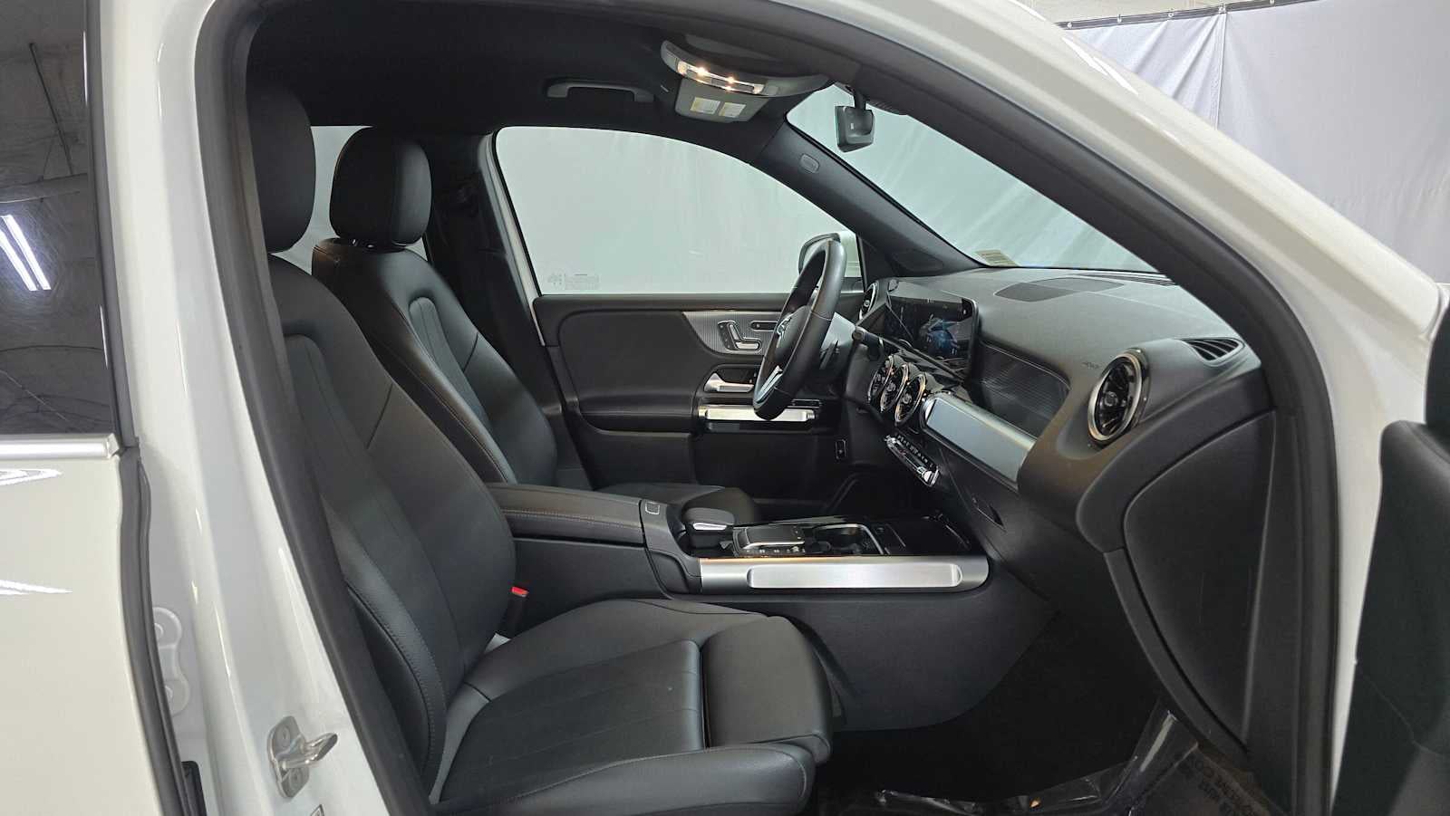 2023 Mercedes-Benz GLB 250 4MATIC® SUV