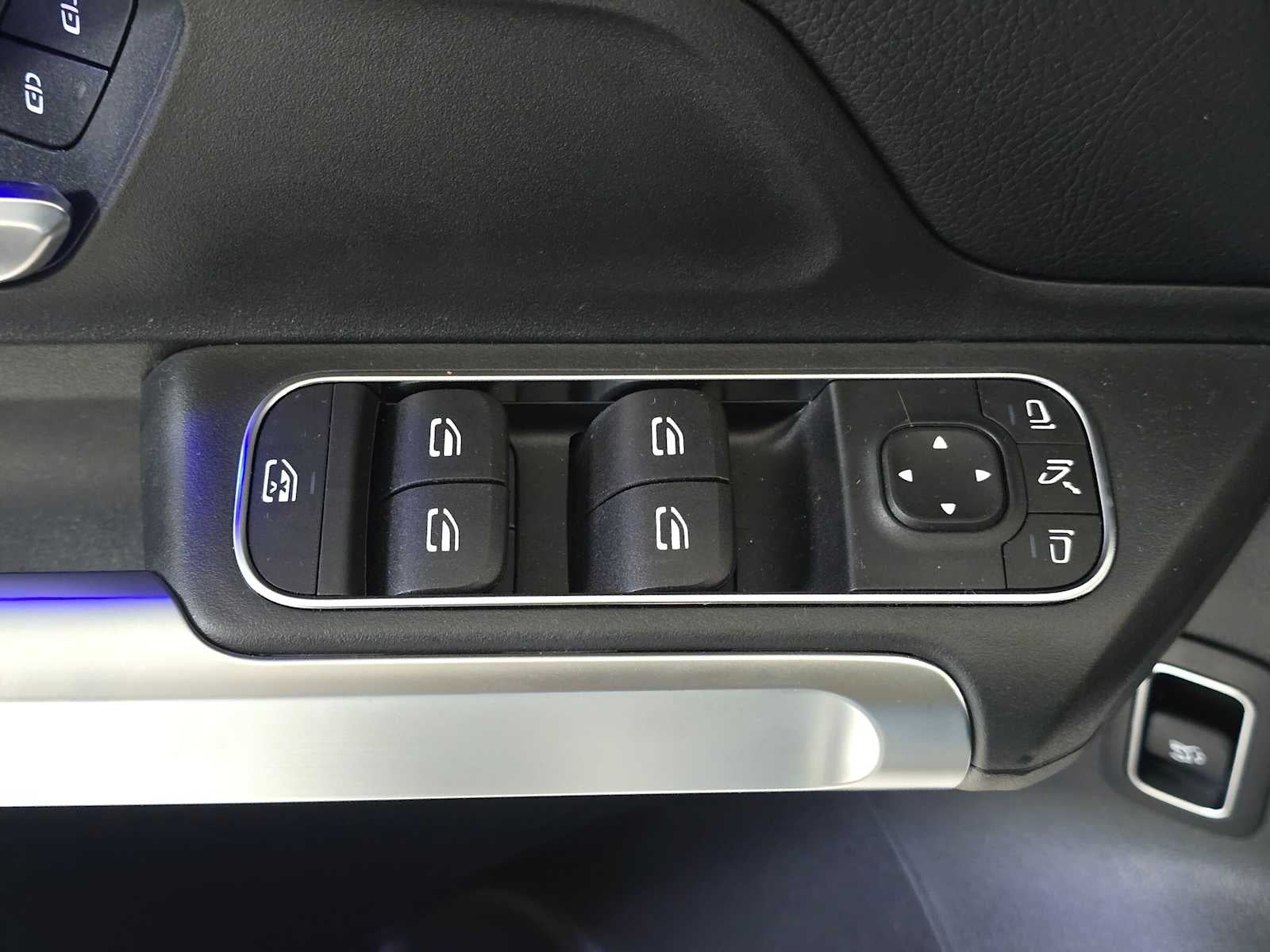 2026 Mercedes-Benz GLB 250 4MATIC® SUV